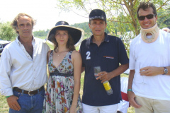 2012-2-under-the-tree-